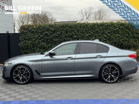 2020 BMW 5 Series - thumbnail 3