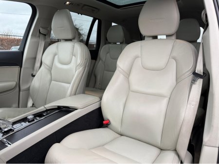 2020 Volvo XC90 AWD INSCRIPTION 2.0 D AUTO €47,950 thumbnail