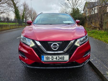 2018 Nissan Qashqai 1.2 SV CVT 18 4DR Auto €18,950 thumbnail
