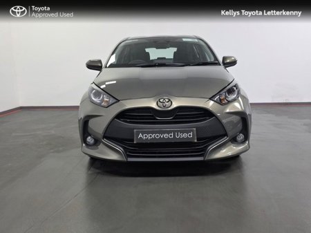 2025 Toyota Yaris Yaris Hybrid 115 Luna #103 €25,995