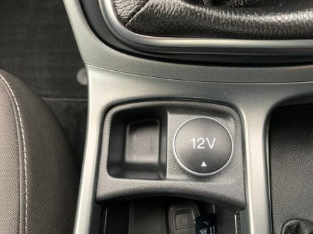 2018 Ford Kuga - thumbnail 22