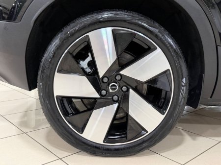 2023 Volvo XC40 - thumbnail 15