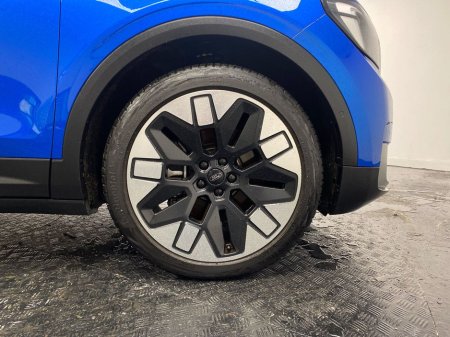 2025 Ford Explorer Premium 77kWh Extended Range RWD €42,995 thumbnail