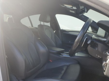 2020 BMW 5 Series - thumbnail 12