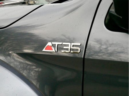 2025 Isuzu D-MAX - thumbnail 9