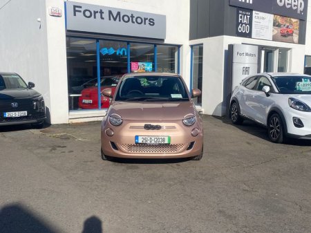 2025 Fiat 500e - view 3