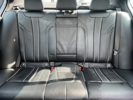 2019 BMW 5 Series - thumbnail 12