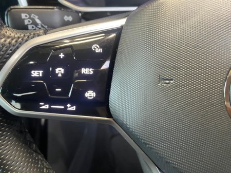 2023 Volkswagen T-Roc - thumbnail 18