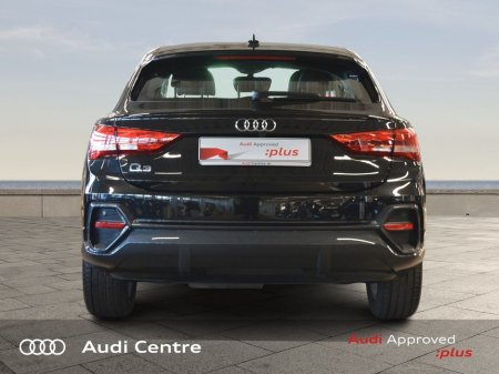 2025 Audi Q3 35 TDI 150 S-T SE €52,499 thumbnail