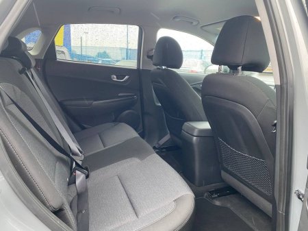 2023 Hyundai Kona - thumbnail 8