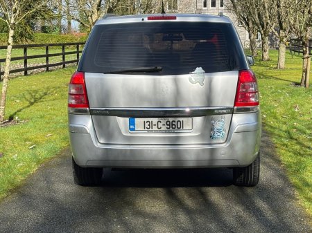 2013 Vauxhall Zafira - thumbnail 4