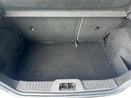 2016 Ford Fiesta - photo 3