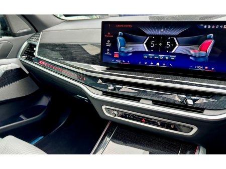 2025 BMW X5 50e *Very High Spec* M SPORT XDRIVE thumbnail