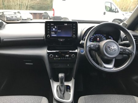 2022 Toyota Yaris Cross - thumbnail 8