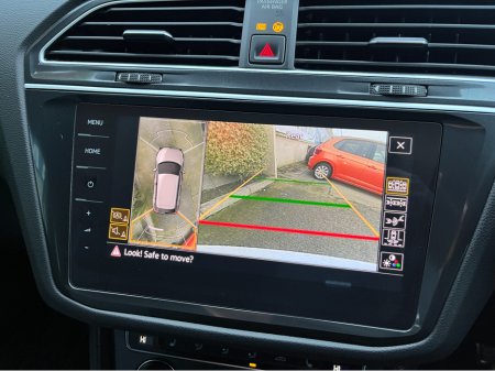 2020 Volkswagen Tiguan R-LINE 4MOTION AUTOMATIC 2.0 DIESEL //LOW MILES//HIGH SPEC//360 PARKING CAMERAS//HALF LEATHER HEATED FRONT AND REAR SEATS//KEYLESS ENTRY// €34,950 thumbnail