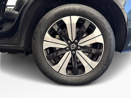 2023 Volvo XC60 - thumbnail 5