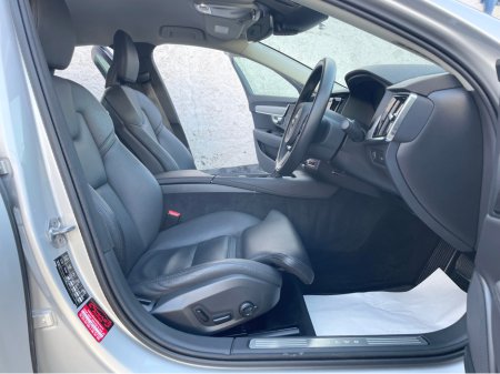 2020 Volvo S90 - thumbnail 8