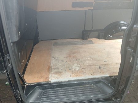 2021 Volkswagen Transporter - thumbnail 17