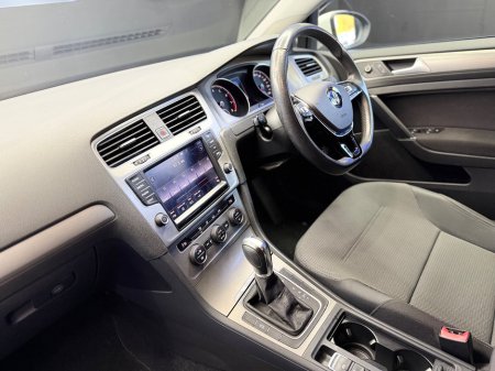 2014 Volkswagen Golf 1.2 TSI 85HP TRENDLINE €12,400 thumbnail