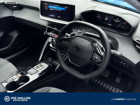 2026 Peugeot 208 - thumbnail 9