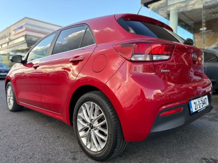 2021 Kia Rio - thumbnail 8