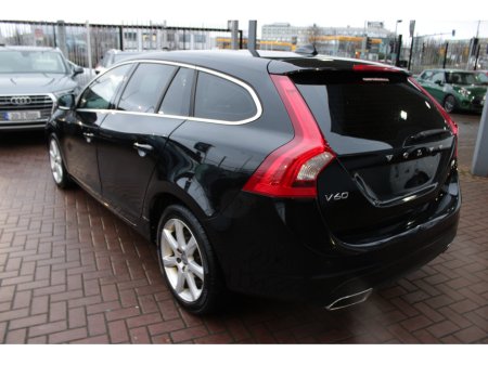 2016 Volvo V60 2.0D4 SE LUXURY EDITION  5DR ESTATE AUTOMATIC // HUGE SPEC // 122,000KM'S /IMMACUALTE CONDITION // BUY WITH CONFIDENCE AA AND SIMI APPROVED DEALER 2025 // FINANCE ARRANGED // ALL TRADE INS WELCOME // €15,950 thumbnail