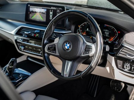 2023 BMW 5 Series - thumbnail 7