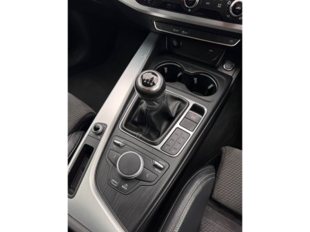 2018 Audi A4 LIMOUSINE 2.0 TDI S-LINE 4DR €19,800 thumbnail