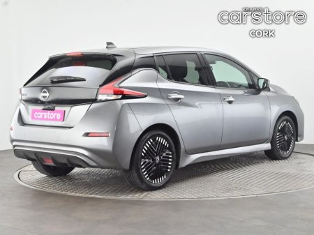 2023 Nissan Leaf - thumbnail 5