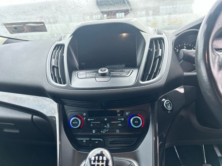 2019 Ford Kuga - thumbnail 8