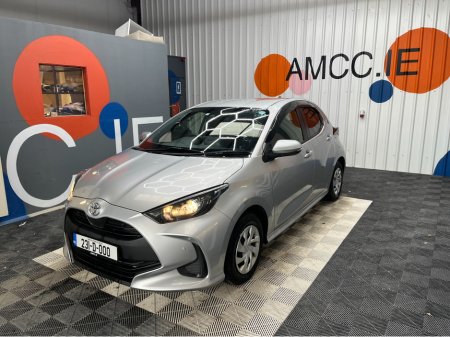 2023 Toyota Yaris - thumbnail 5