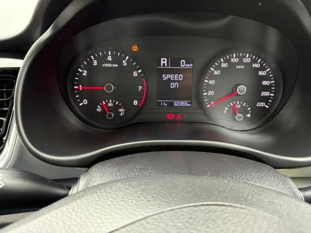 2021 Kia Stonic - thumbnail 8