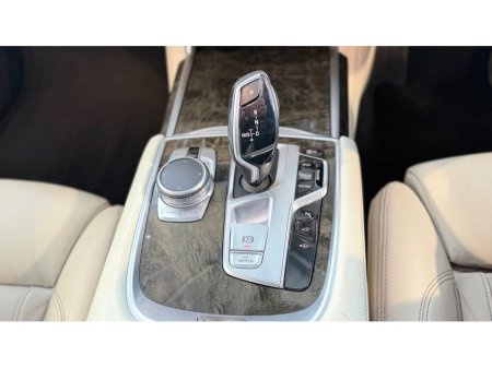 2018 BMW 7 Series - thumbnail 15