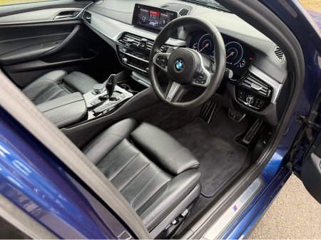 2019 BMW 5 Series - thumbnail 6