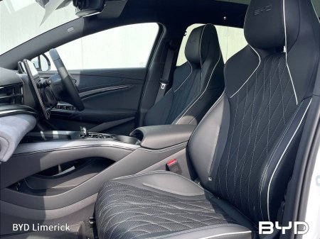 2026 BYD Seal "252 Delivery" Design 82.5kWh RWD - Reversing Camera - Panoramic Roof - Ambient Lighting - Climate Control - Heated Seats - Sat Nav - Keyless Start €49,380 thumbnail