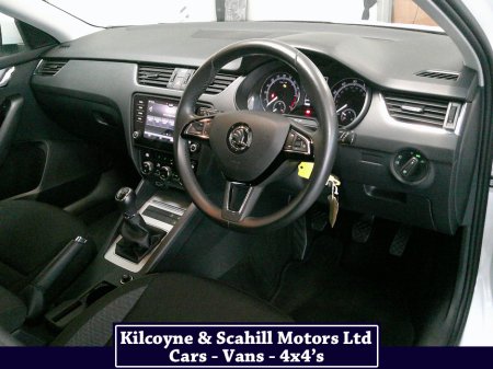 2019 Skoda Octavia - thumbnail 23