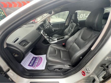 2017 Volvo S60 - thumbnail 10