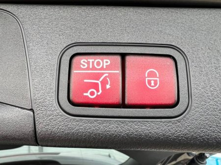 2023 Mercedes-Benz EQB - thumbnail 15