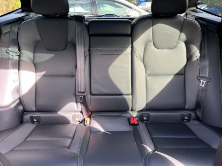 2021 Volvo XC60 - thumbnail 13