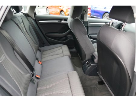 2018 Audi A3 - thumbnail 16