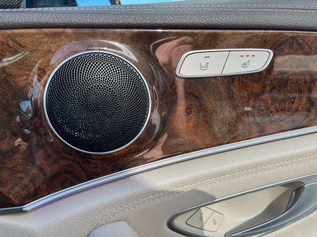 2020 Mercedes-Benz E Class - thumbnail 21