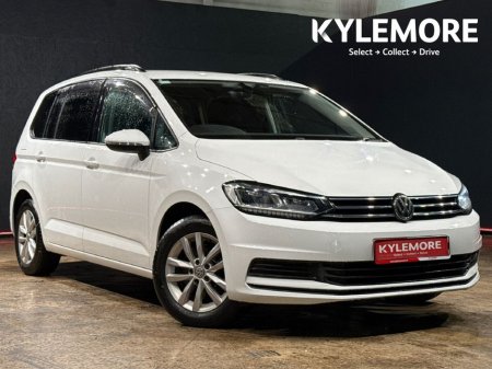 2017 Volkswagen Touran COMFORT LINE - FACTORY ALLOYS - 7 SEATS - REVERSE CAMERA €18,950 thumbnail
