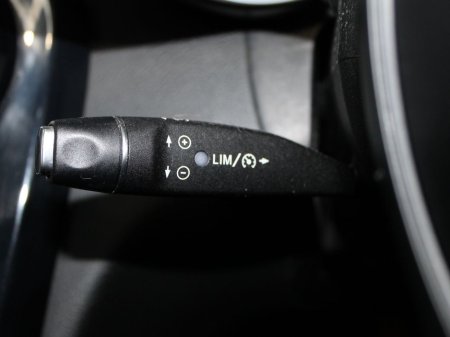 2018 Mercedes-Benz C Class - thumbnail 22