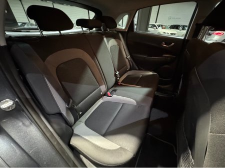 2020 Hyundai Kona 1.0 EXECUTIVE 5DR LOW MILEAGE €18,900 thumbnail