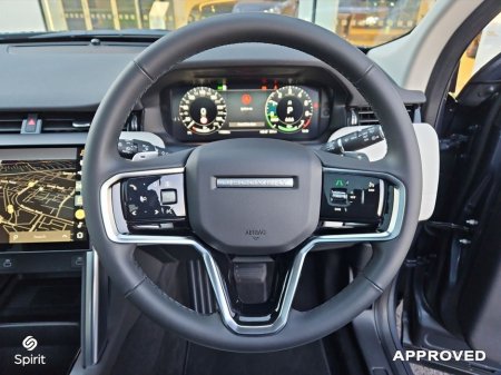 2025 Land Rover Discovery Sport 1.5 I3 PHEV 309 PS AWD S Auto €64,950 thumbnail
