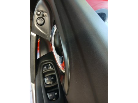 2018 Renault Kadjar 1.5 DCI SIGNATURE NAV : Leather / Suede : Rev Cam / Sat Nav : FINANCE ARRANGED : €14,950 thumbnail