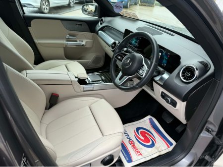 2021 Mercedes-Benz GLB - thumbnail 10