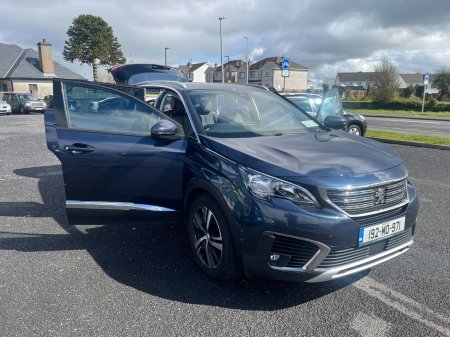 2019 Peugeot 5008 - thumbnail 9