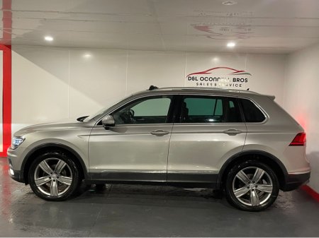 2016 Volkswagen Tiguan 2.0 TDI SE L BLUEMOTION 150PS 5DR €17,900 thumbnail