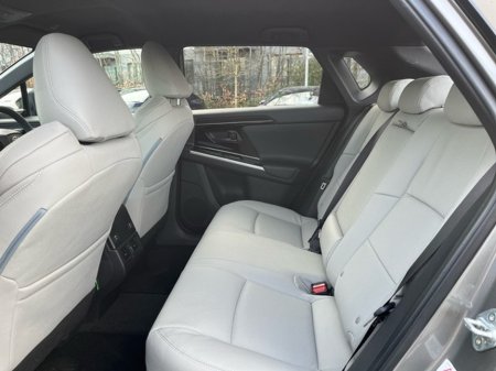 2025 Toyota bZ4X - thumbnail 8